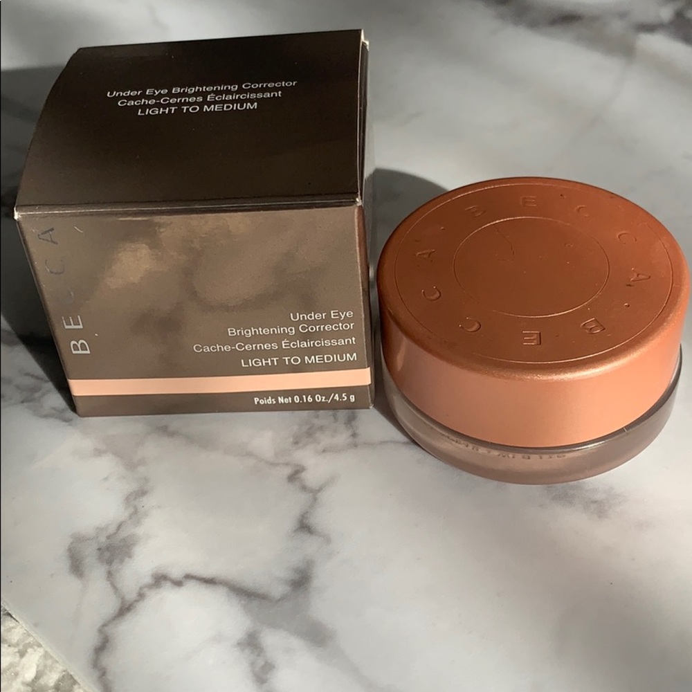 Becca corrector